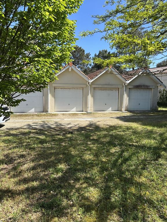 Garage SOULAC SUR MER 45000€ PAILLÉ IMMOBILIER Garage SOULAC SUR MER 45000€ PAILLÉ IMMOBILIER